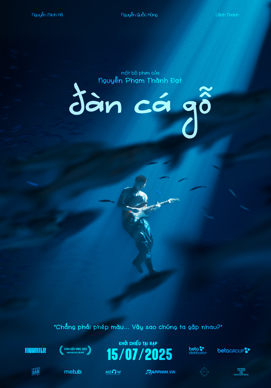 đàn cá gỗ